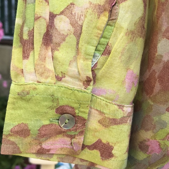 COLDWATER Creek floral blouse - Picture 4 of 10